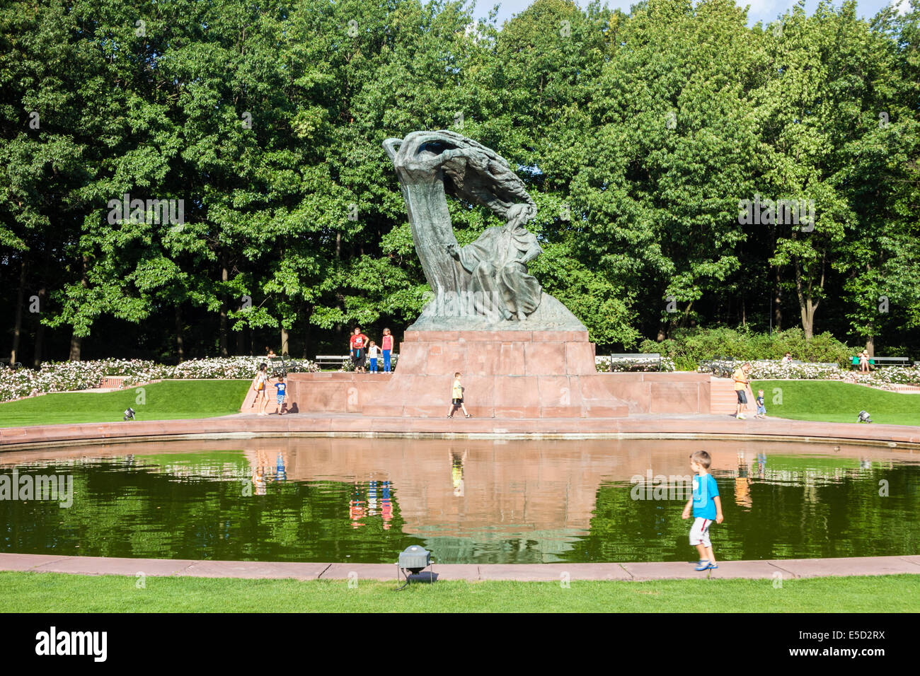 Monument de Chopin au Royal parc Łazienki, Varsovie, Pologne Banque D'Images