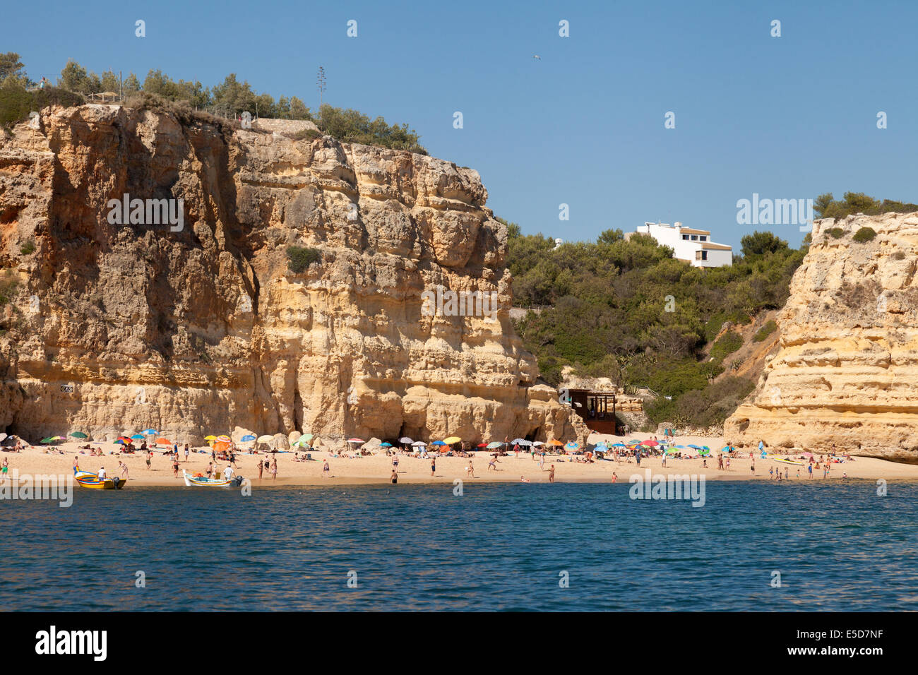 Plage de Praia da Marinha (plage de Marinha), Algarve, Portugal Europe Banque D'Images