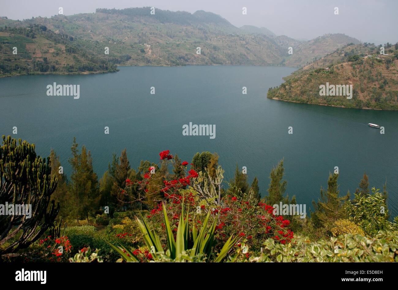 Ville de Kibuye, sur le lac Kivu, le Rwanda, l'Afrique Centrale Banque D'Images Ville de Kibuye, sur le lac Kivu, le Rwanda, l'Afrique Centrale Banque D'Images