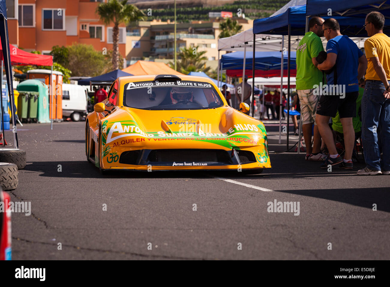 Une journée rallye crecer Guia, pit, travail et les préparatifs de la manifestation. Playa San Juan, Tenerife, Canaries, Espagne. Banque D'Images