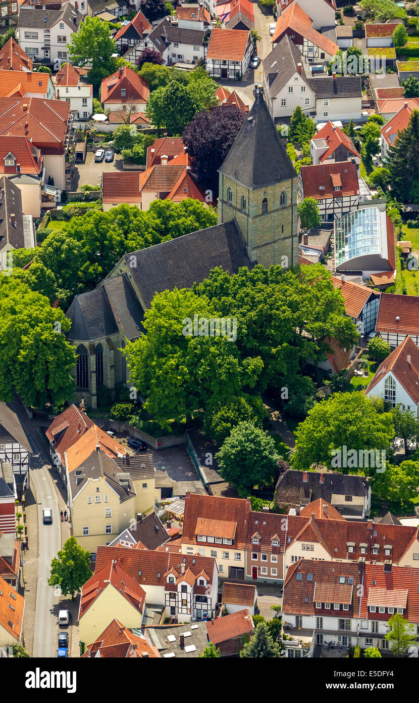 Vue aérienne, l'église de Sankt Pauli, Soest, Rhénanie du Nord-Westphalie, Allemagne Banque D'Images