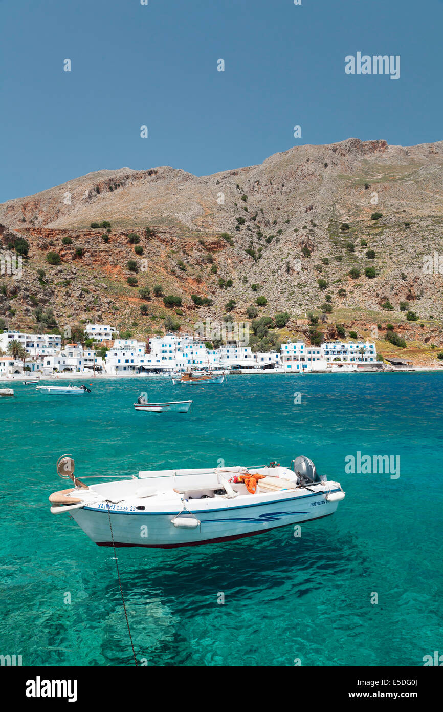 Voile au large de la côte sud, Loutro, Crete, Crete, Grèce Banque D'Images