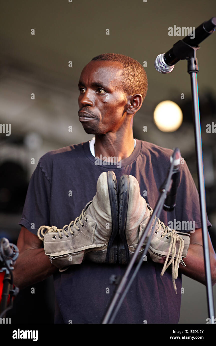 Festival de musique Womad Charlton Park, Wiltshire, juillet 2014. Les bons du Rwanda, l'Afrique Banque D'Images