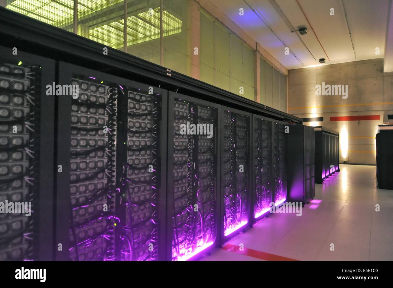 Ferrera Erbognone (Pavie, Italie), le centre de données écologique, installations pour la collecte et la gestion de toutes les données informatiques ENI Banque D'Images
