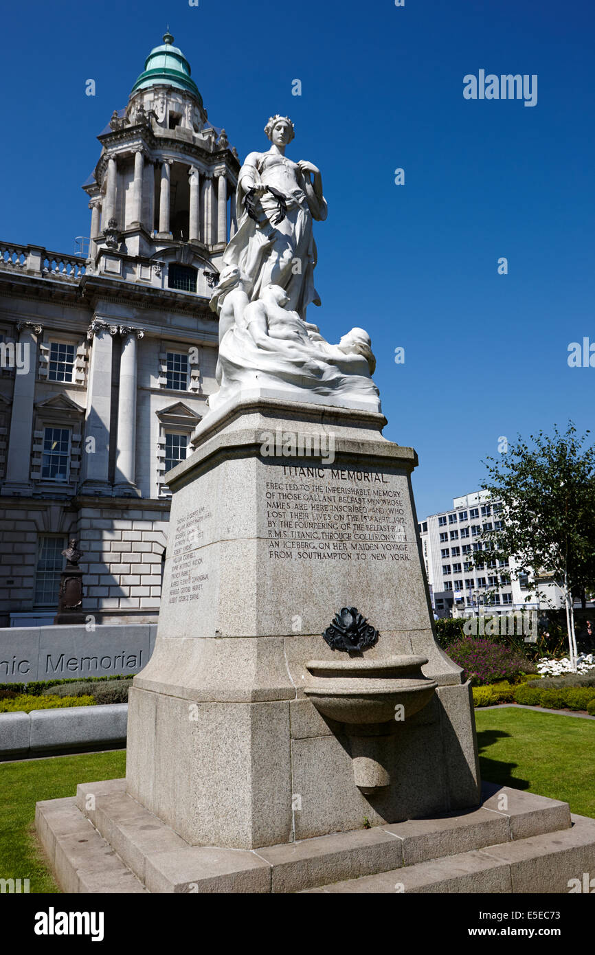 Titanic memorial monument à Memorial Gardens Belfast City Hall dans le centre-ville Banque D'Images