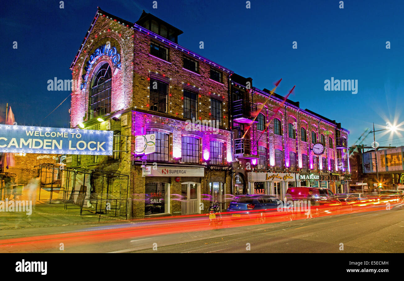 Camden Lock Market Londres la nuit UK Banque D'Images