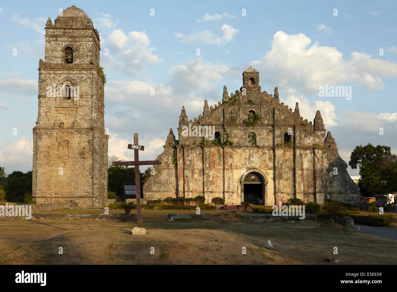 Façade de l'église Paoay Ilocos Philippines Banque D'Images