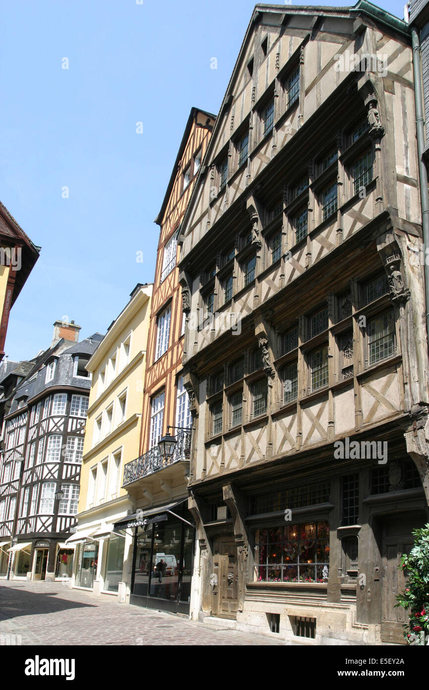 France, Haute Normandie, seine maritime, rouen, rue saint romain — free download