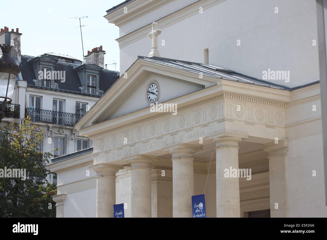 France, ile de france, paris 17 e arrondissement, place felix lobligeois, lunettes sainte marie des batignolles, fronton, colonnes, façade, religion catholique, Banque D'Images