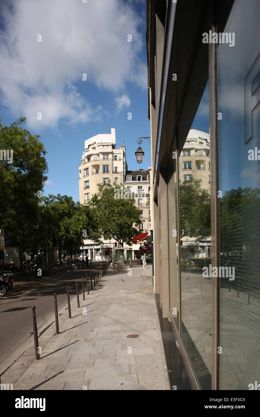 Rue du grenier saint lazare Banque de photographies et d’images à haute