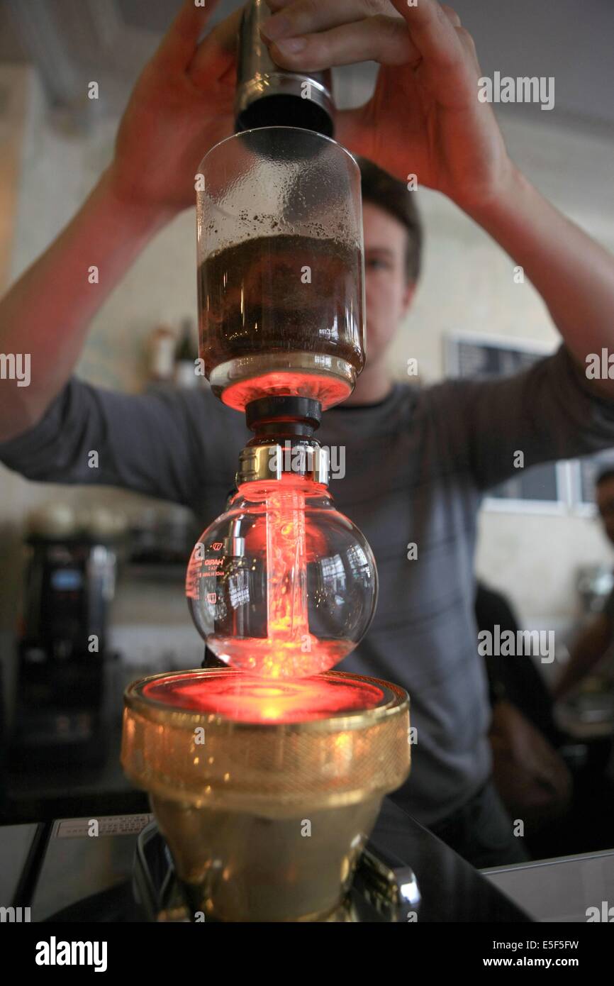 France, ile de france, paris 7e arrondissement, 47 rue de babylone, café cousume, café, bar, gastronome, Date : 2011-2012 Banque D'Images