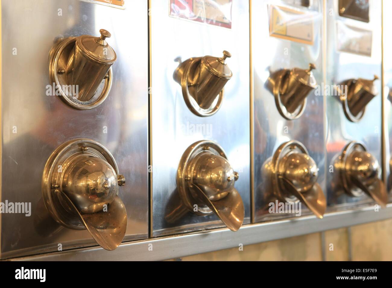 France, ile de france, Paris 7e arrondissement, 47 rue de babylone, café cousume, café, bar, gastronome. Date : 2011-2012 Banque D'Images