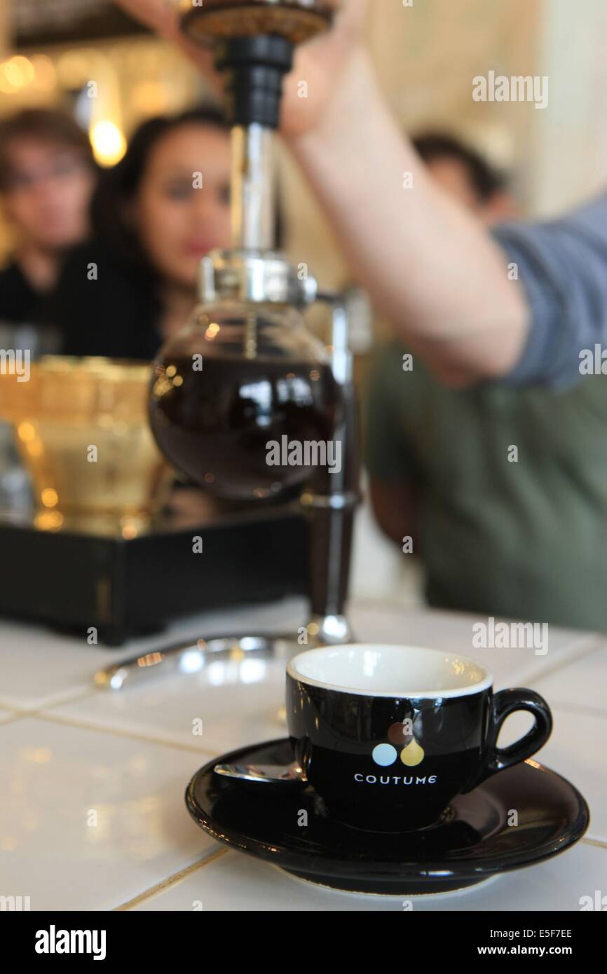 France, ile de france, Paris 7e arrondissement, 47 rue de babylone, café cousume, café, bar, gastronome. Date : 2011-2012 Banque D'Images