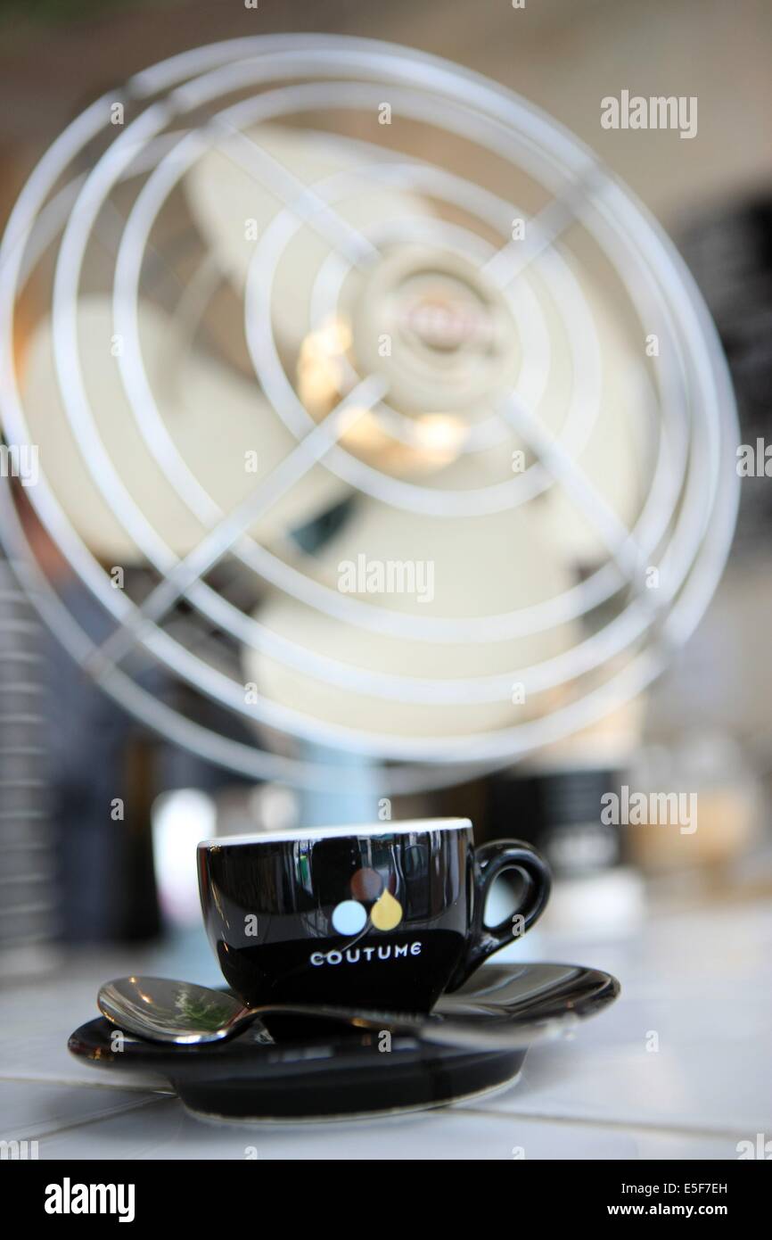 France, ile de france, Paris 7e arrondissement, 47 rue de babylone, café cousume, café, bar, gastronome. Date : 2011-2012 Banque D'Images