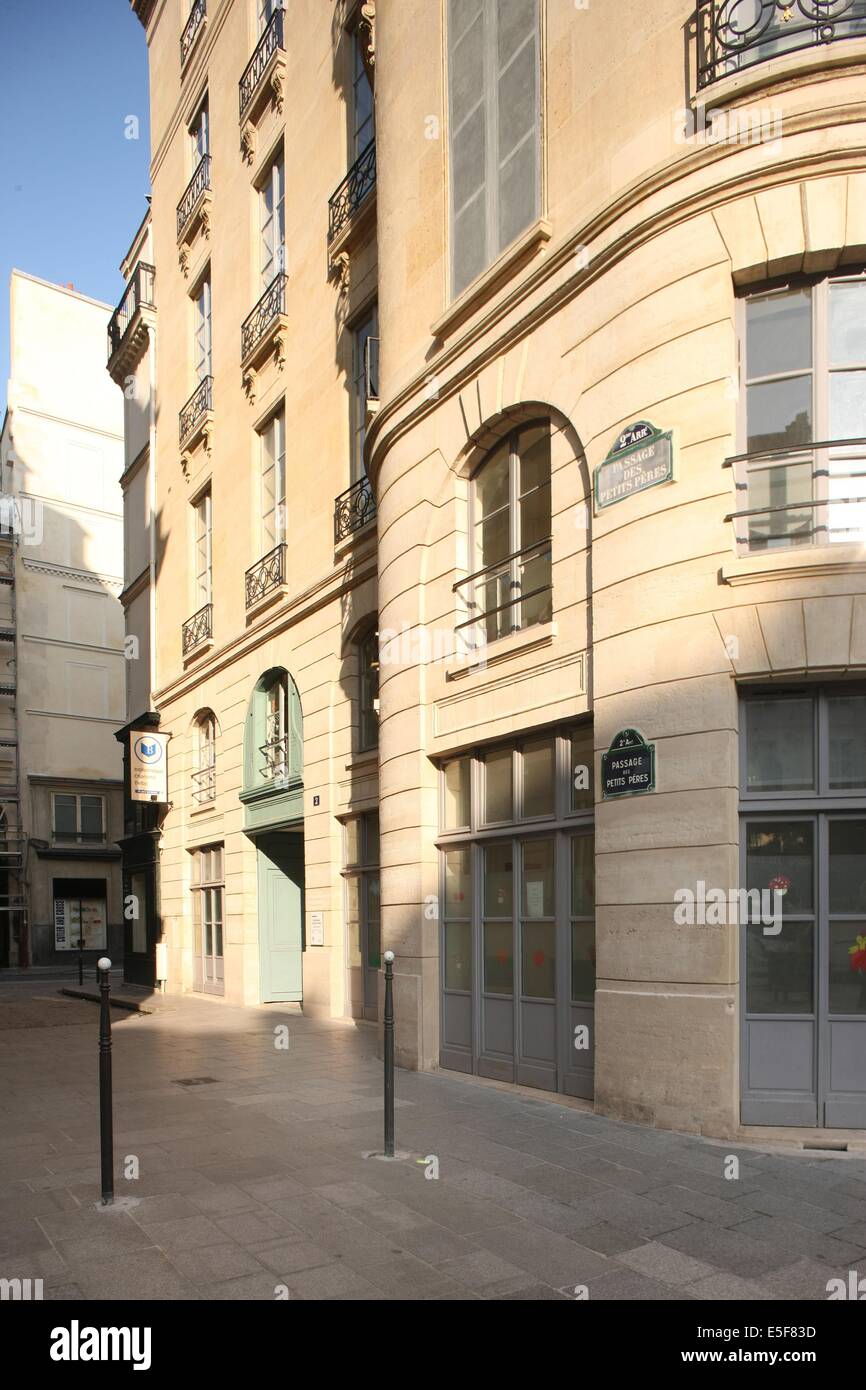 France, ile de france, Paris 2 e arrondissement, passage des petits peres, bibliothèque charlotte delbo, Date : 2011-2012 Banque D'Images