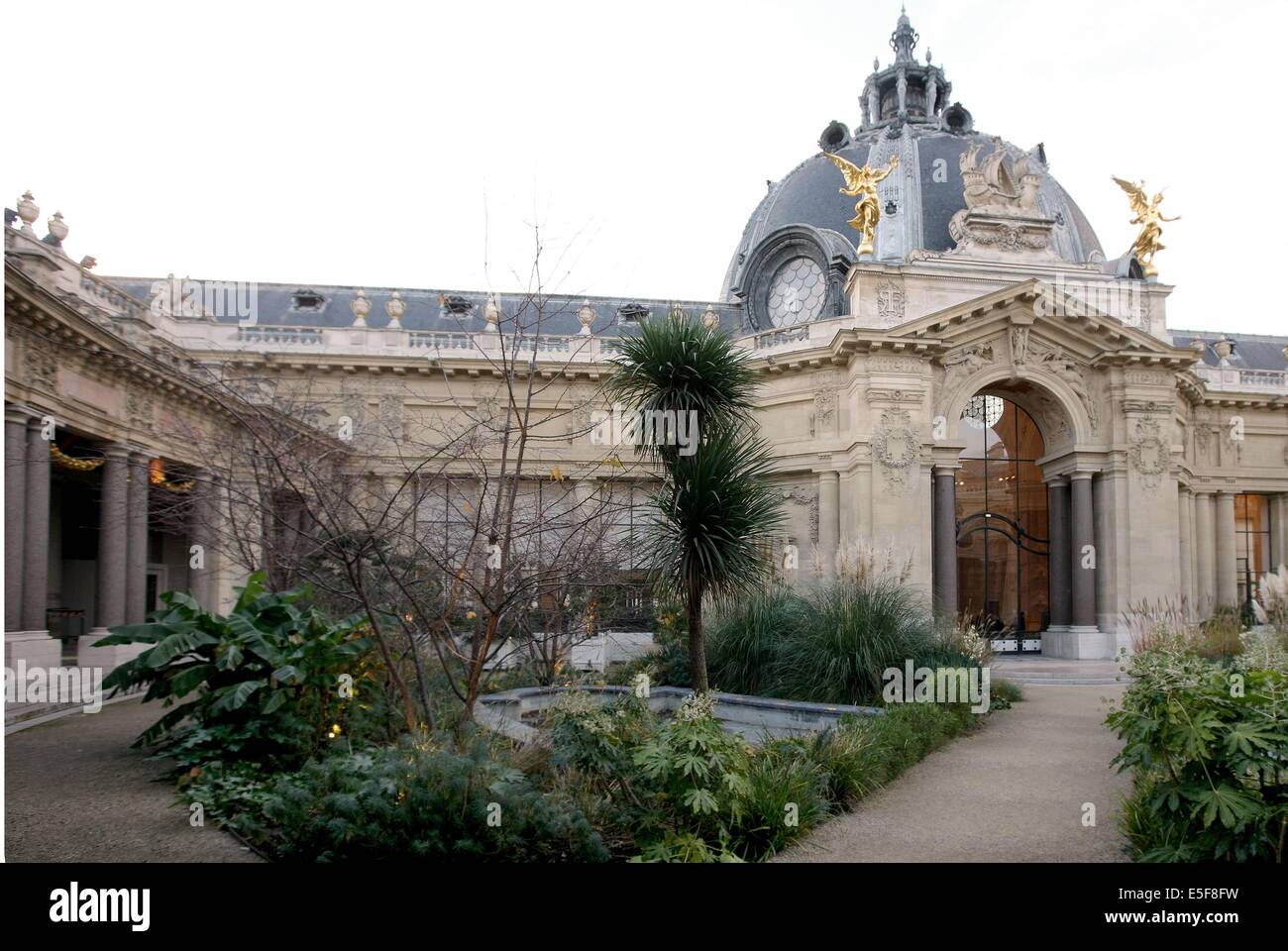 France, ile de france, paris 8 e arrondissement, le petit palais, musée des beaux-arts de la ville de paris, galerie exposition, sculpture d'aristide maillol Date : 2011-2012 Banque D'Images