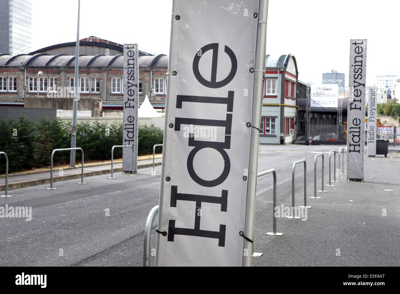 France, ile de france, paris, 13e arrondissement , 55 boulevard vincent auriol, entrée de la halle freyssinet, Date : 2011-2012 Banque D'Images