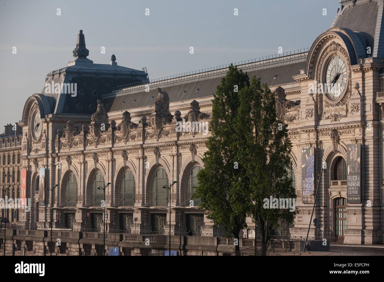 France, région Ile de France, Paris 7e arrondissement, quai Anatole France, musée d'Orsay, dépuis la passerelle de Solferino Banque D'Images