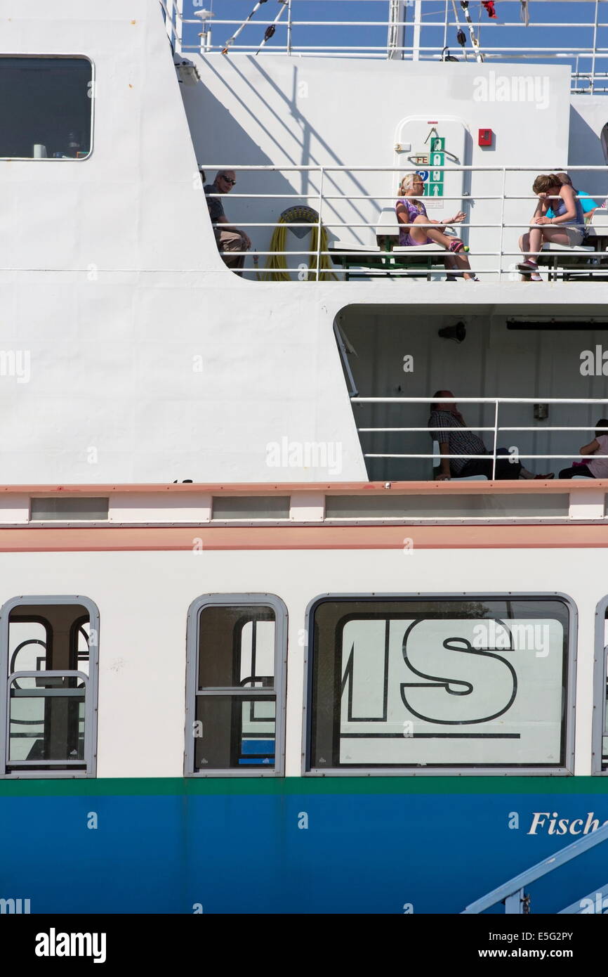 Eemshaven, Pays-Bas : 29 juillet, 2014 - détail de la formation et du port de ferry Banque D'Images