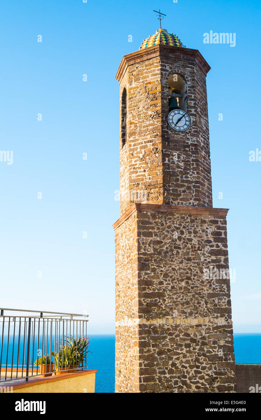 Sant'Antonio Abate clocher de l'église à Castelsardo, Sardaigne, Italie Banque D'Images