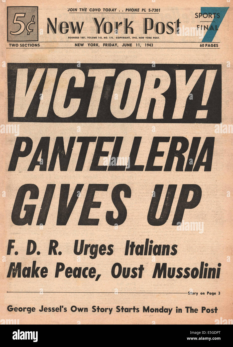 1943 New York Post page avant la remise des rapports des forces de l'axe aux Alliés sur Pantelleria Banque D'Images