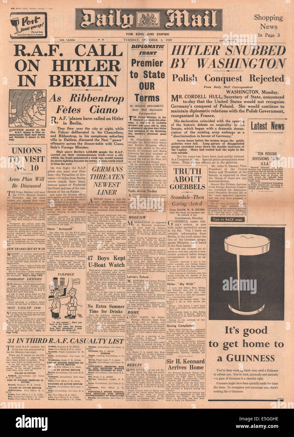 1939 Daily Mail/la page déclaration RAF reconaissance vol au dessus de Berlin et United States refus de reconnaître la conquête de l'Allemagne Pologne Banque D'Images