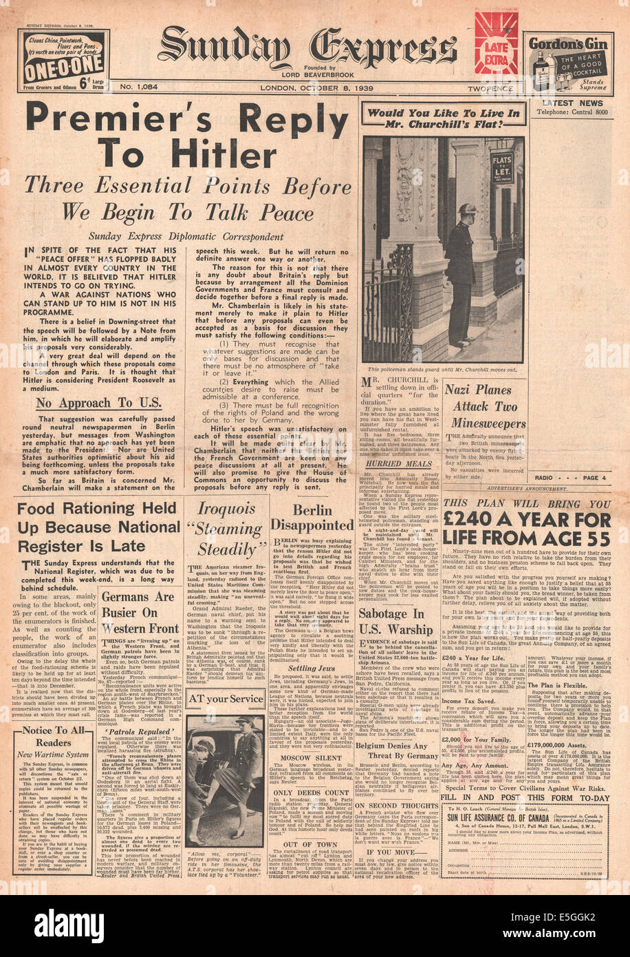 1939 front page Express dimanche les gouvernements britanniques rapports réponse au discours de paix d'Adolf Hitler Banque D'Images