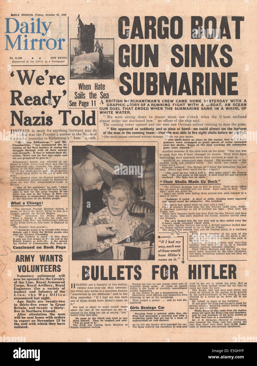 La page déclaration avant le premier ministre britannique Neville Chamberlain, discours à la Chambre des communes britannique "est prêt" et naufrage de U-boat allemand par navire marchand Banque D'Images