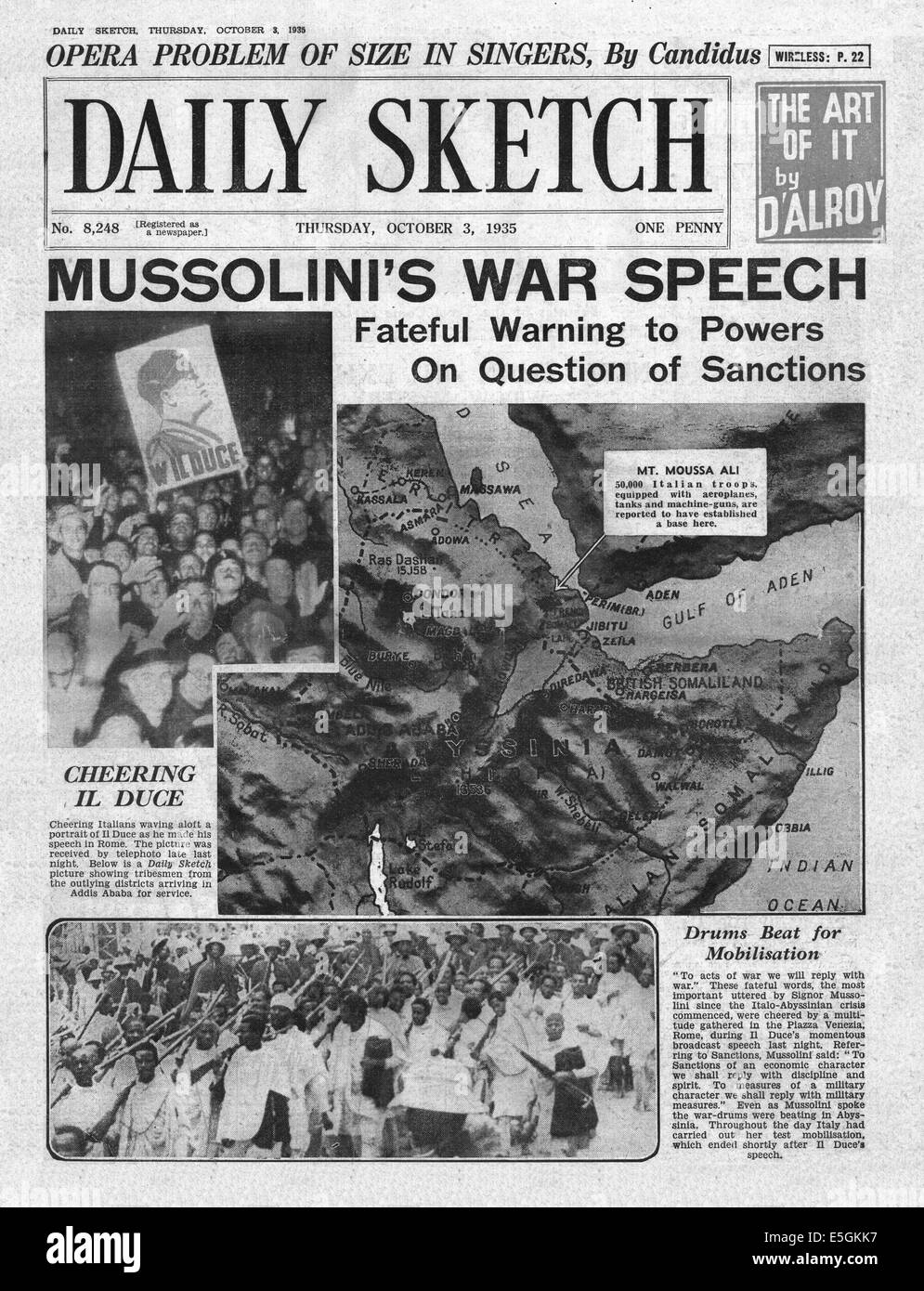 1935 Daily Sketch page avant le discours de Benito Mussolini de déclaration après l'invasion italienne de l'Abyssinie Banque D'Images