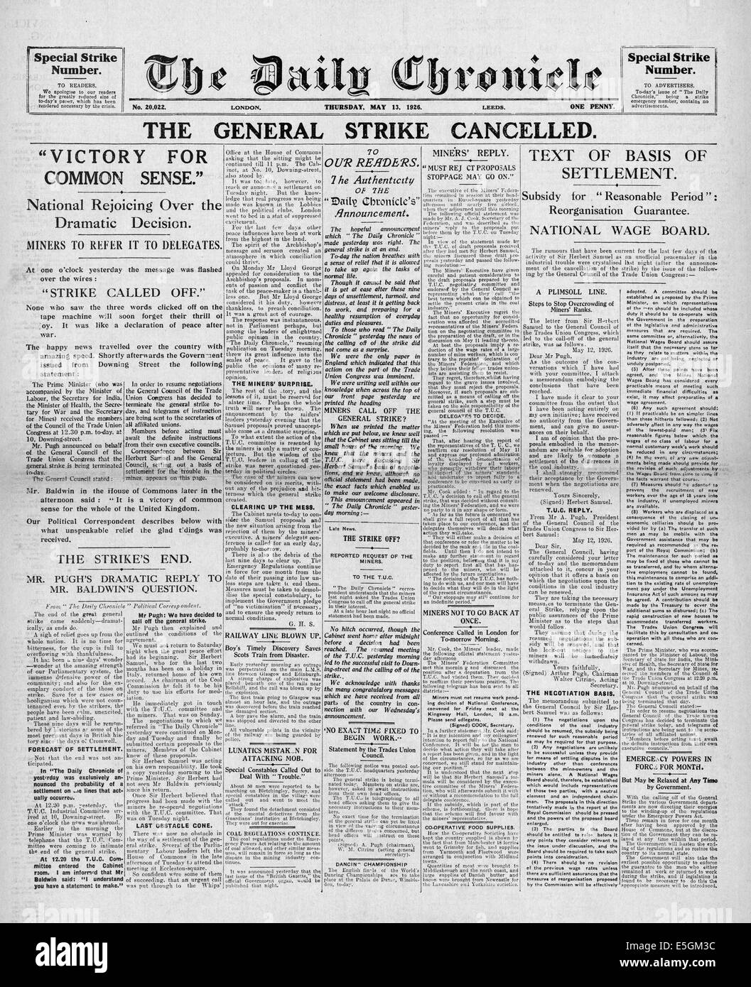 1926 La chronique quotidienne de rapports page avant la fin de la Grève Générale Banque D'Images
