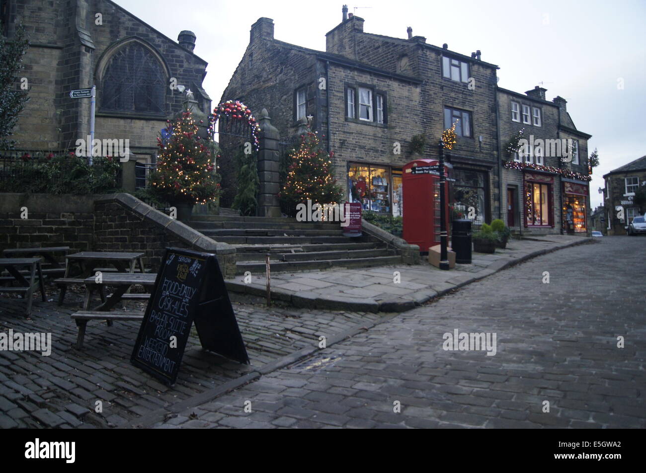 Haworth Main Street à Noël Banque D'Images