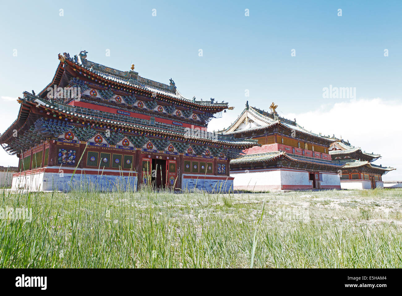 Main, l'Est et l'ouest des temples dans le monastère Erdene Zuu Karakorum,, Kharkhorin, steppe méridionale Övörkhangai, Province Banque D'Images