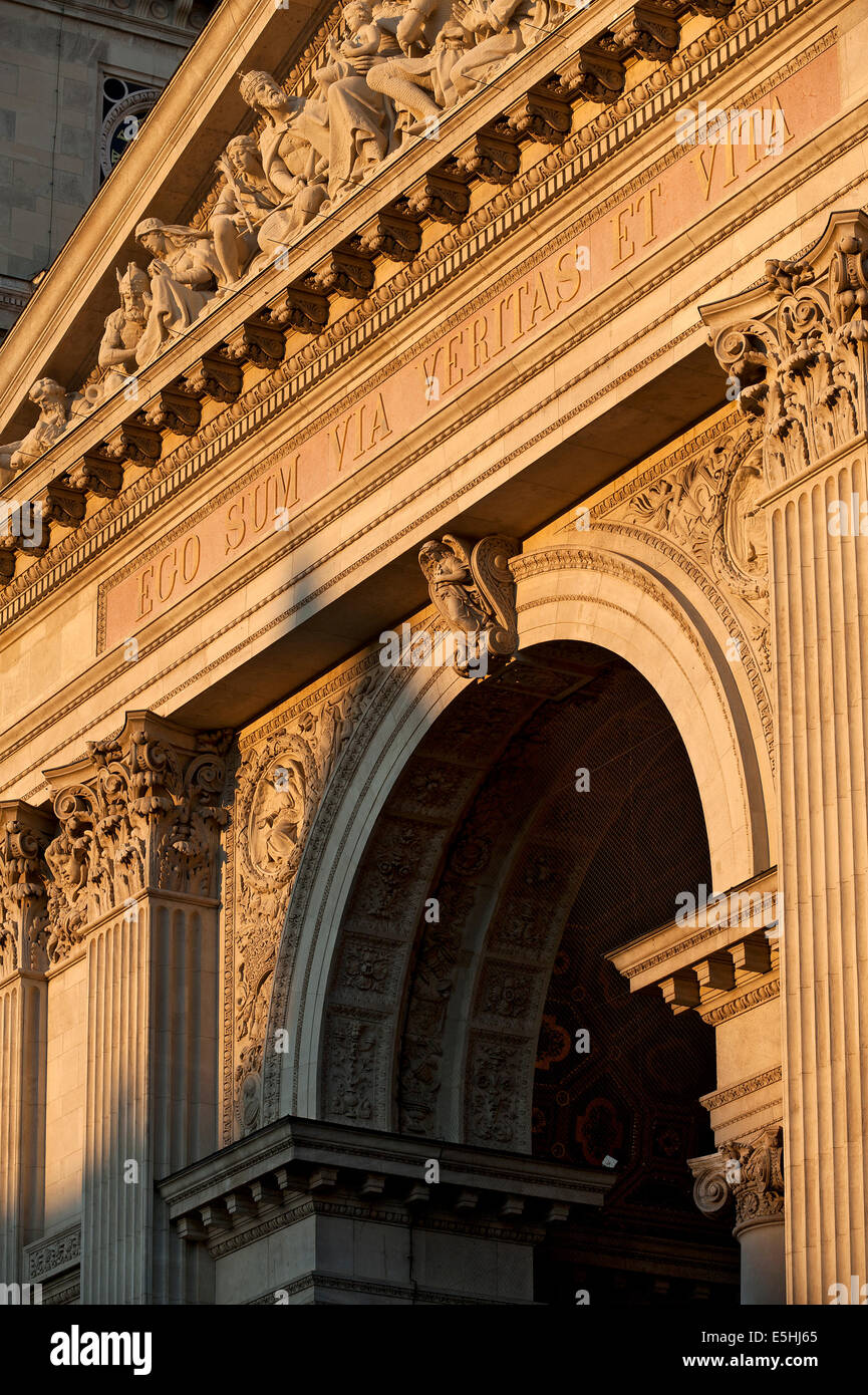 La Saint Stephen's Basilica à Budapest. Banque D'Images