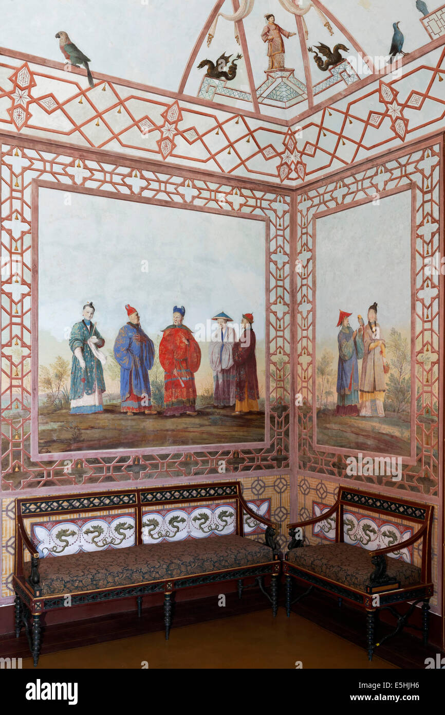 Les chiffres chinois avec des fresques, l'ancien palais royal des Bourbons, Palazzina Cinese ou Casina Cinese, Palerme, Sicile, Italie Banque D'Images