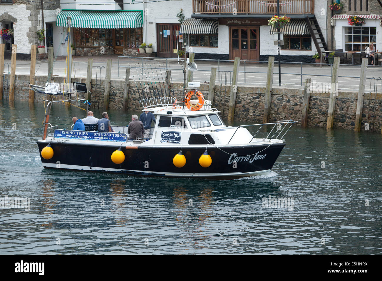 La Carrie Jane un bateau utilisé pour les voyages de pêche de Looe, Cornwall appartenant à Patrick Davis Banque D'Images
