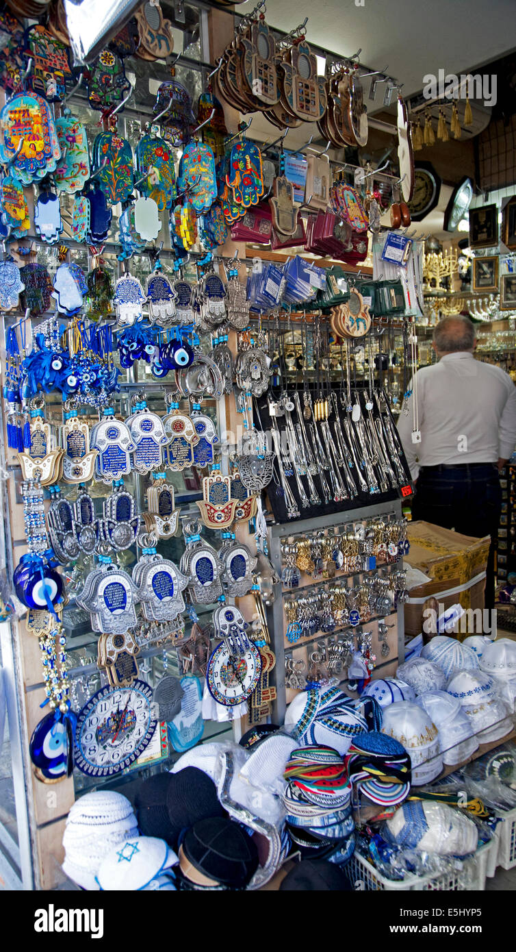 Affichage des symboles juifs orthodoxes typique, Tel Aviv, Israël Banque D'Images