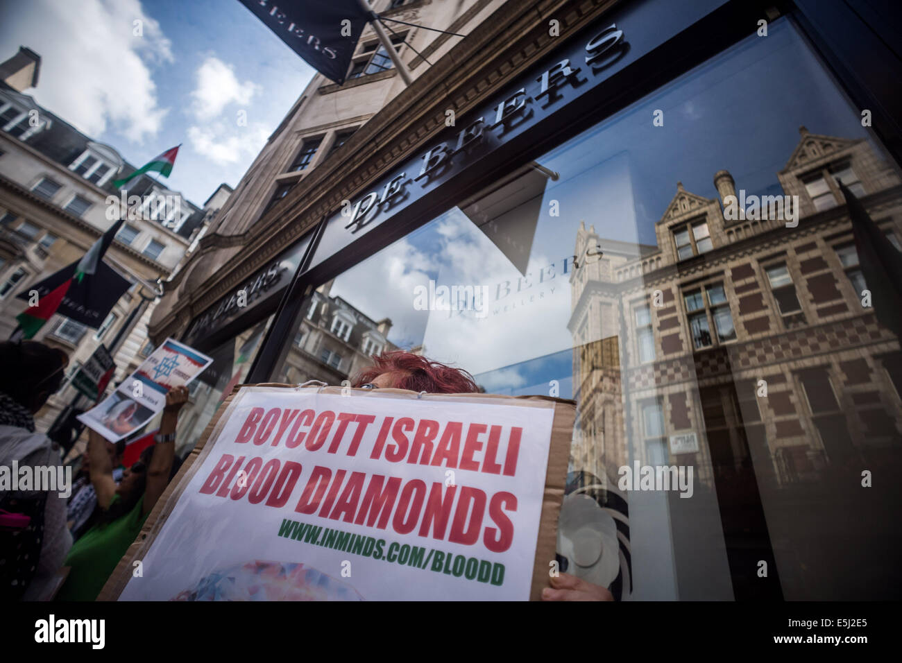 Londres, Royaume-Uni. 1er août, 2014. Protester contre De Beers appelle au boycott d'Israël de "diamants du sang" Crédit : Guy Josse/Alamy Live News Banque D'Images