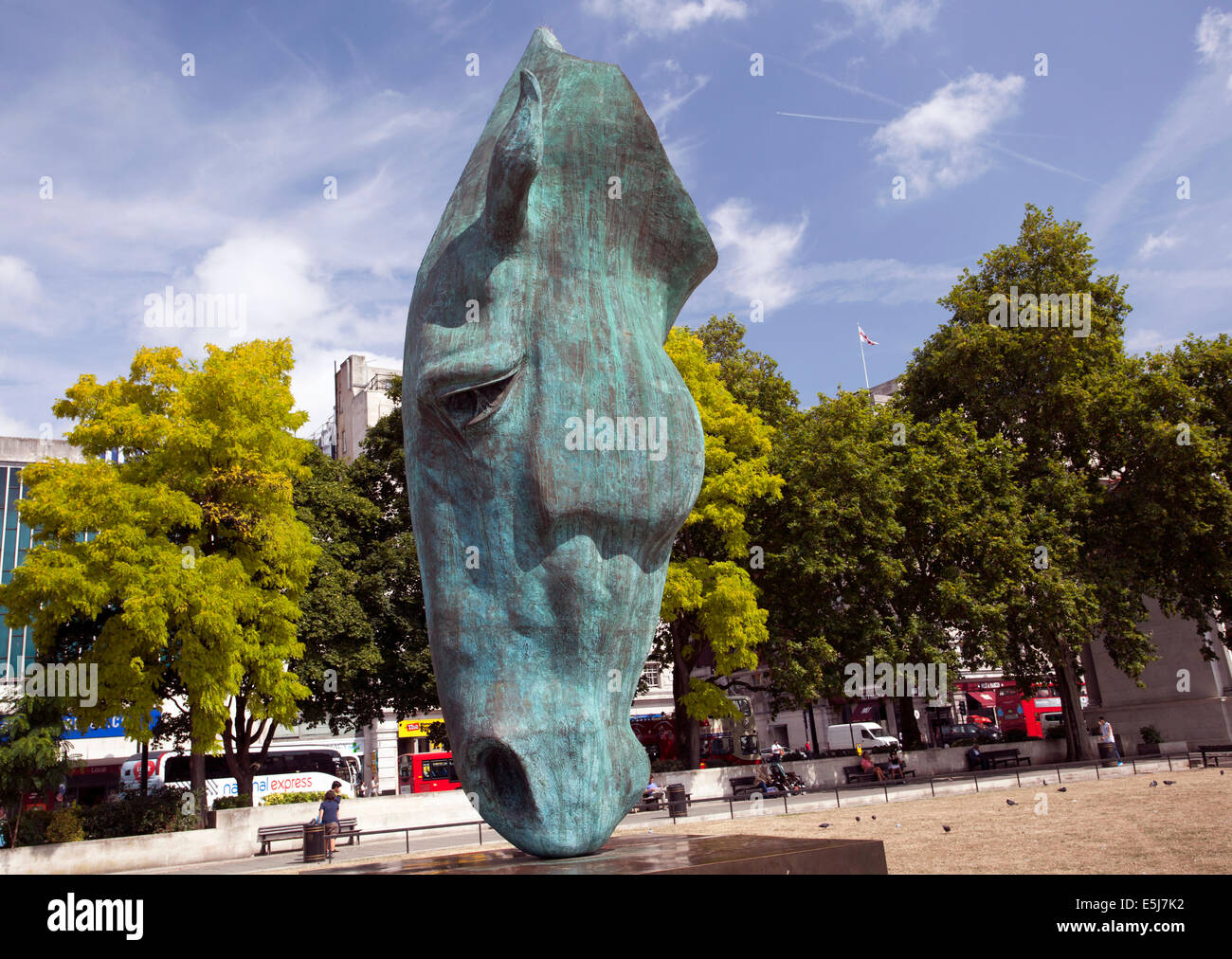 L'eau à 'cheval' par Nic Fiddian-Green (bronze, 2010) à Marble Arch, London Banque D'Images