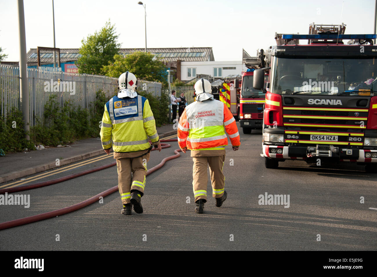 Commandant de l'intervention d'incendie et de secours de camions Appareils Banque D'Images