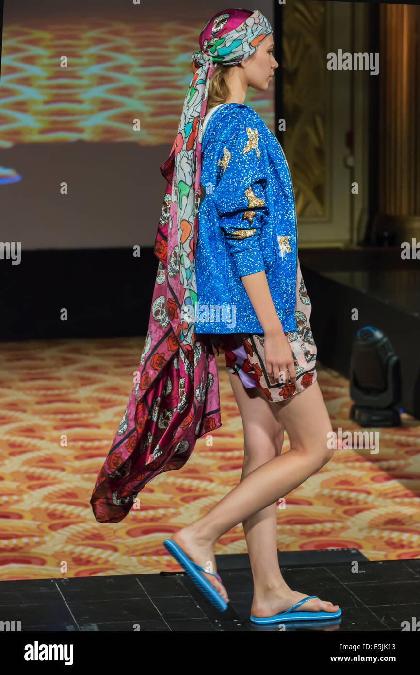 Maillots maillot et fashion show à Montecarlo,collection 2014/2015,styliste Costante 'Croky' Neri Banque D'Images