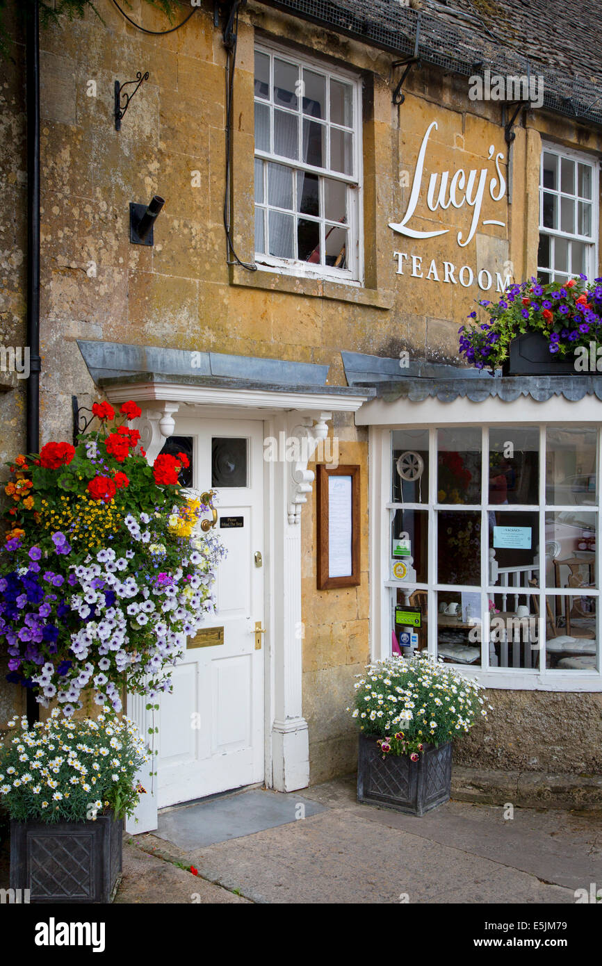 Lucy's Tearoom dans Stow-on-the-Wold, les Cotswolds, Gloucestershire, Angleterre Banque D'Images