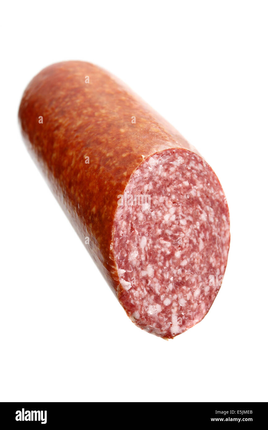 Saucisse fumée isolé sur fond blanc Banque D'Images