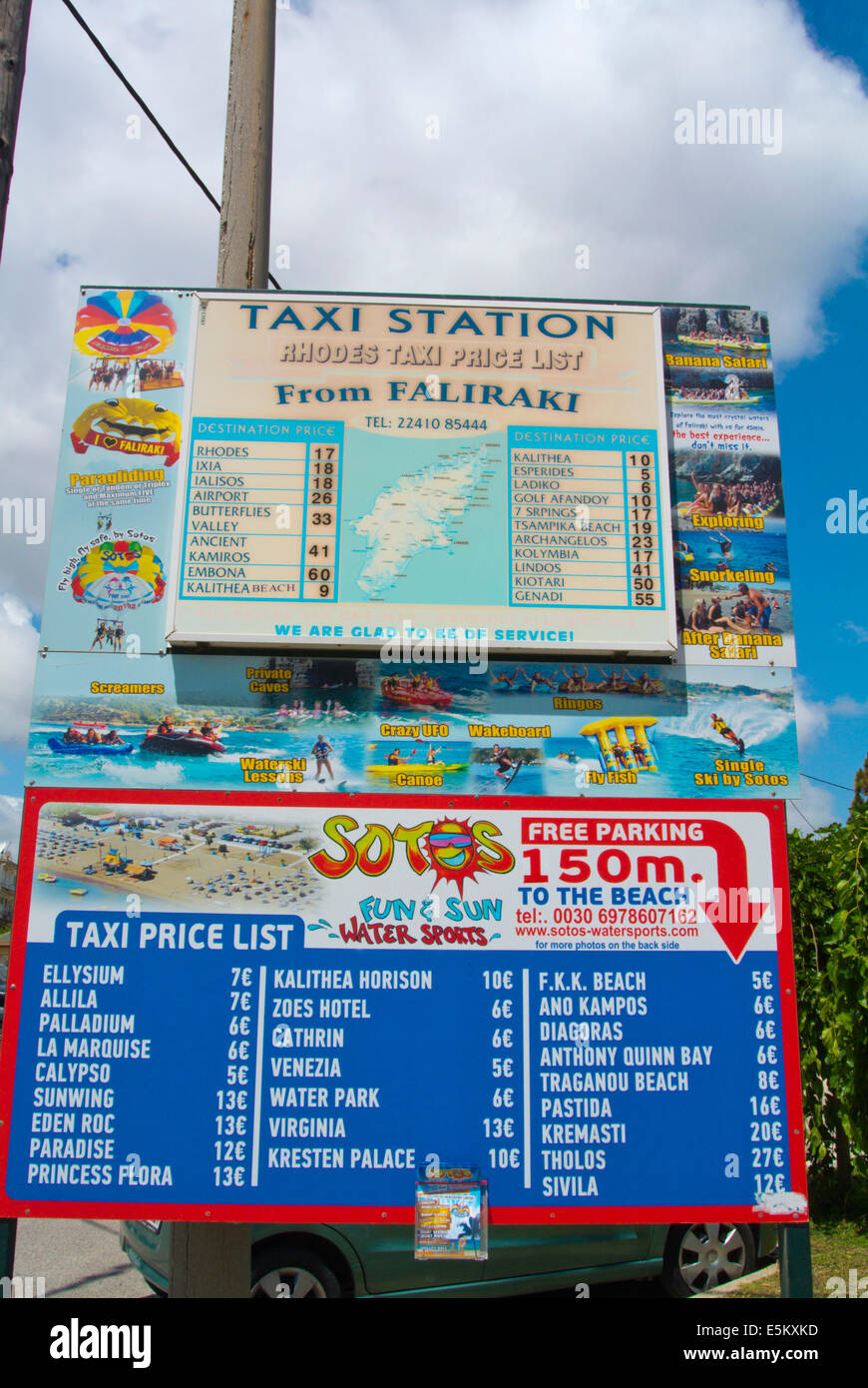 La station de taxi, taxi prix, Faliraki resort, l'île de Rhodes, Dodécanèse, Grèce, Europe Banque D'Images