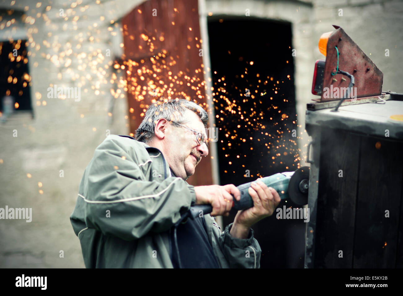 L'homme au travail Banque D'Images