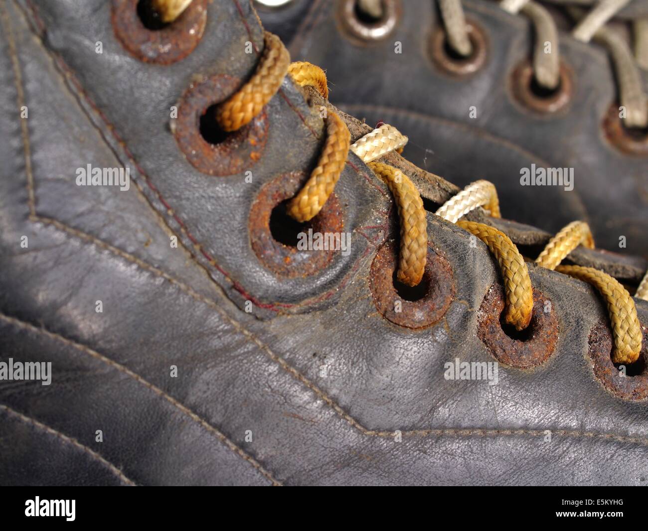 Ancien fragment patins avec lacets Banque D'Images