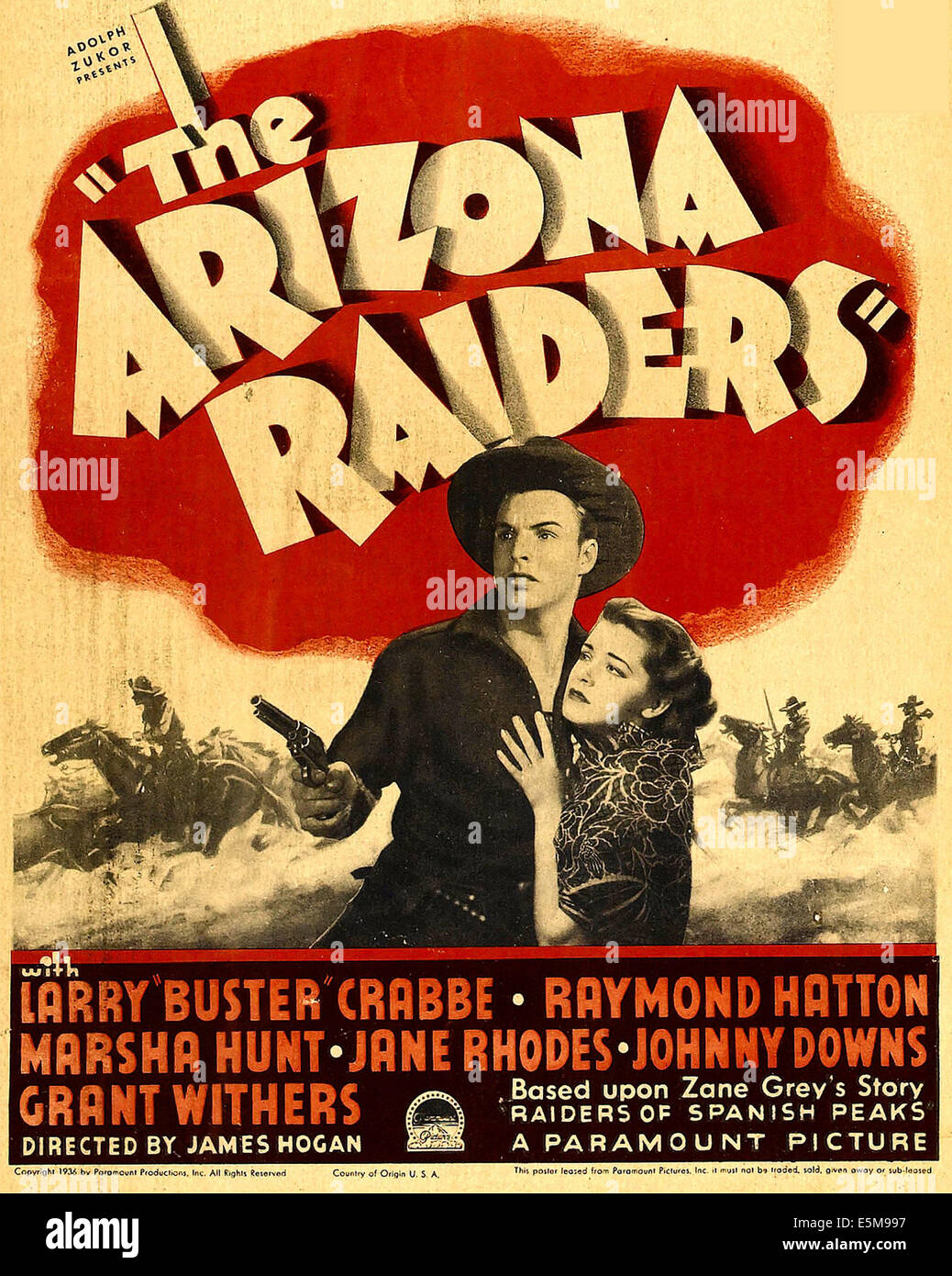 Les raiders de l'Arizona, de gauche : Larry 'Buster Crabbe, Marsha Hunt' sur la fenêtre carte, 1936 Banque D'Images