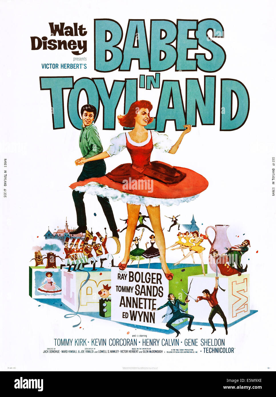 BABES IN TOYLAND, US poster, de gauche : Tommy Sands, Annette Funicello, 1961 Banque D'Images