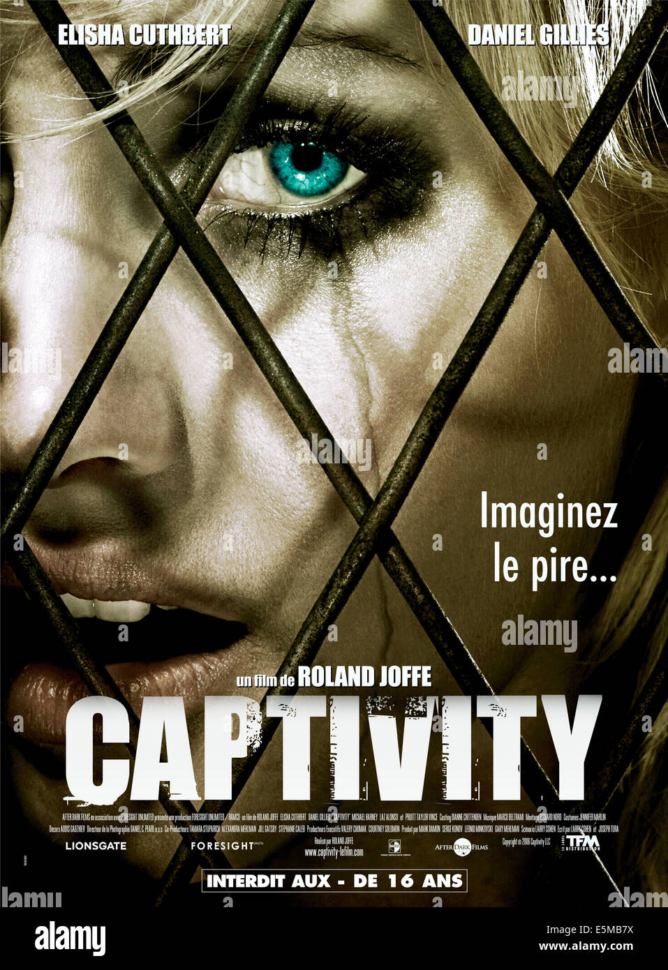 La captivité, le français, l'affiche l'art de l'affiche, Elisha Cuthbert, 2007. ©LionsGate/avec la permission d'Everett Collection Banque D'Images