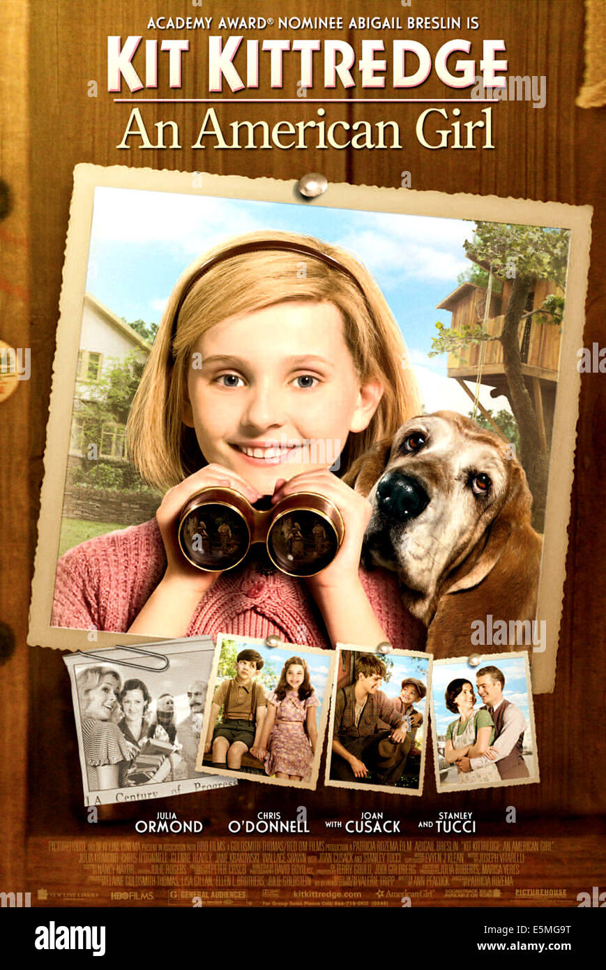 KIT KITTREDGE : AN AMERICAN GIRL, Abigail Breslin (centre), 2008. ©New Line Cinema/avec la permission d'Everett Collection Banque D'Images KIT KITTREDGE : AN AMERICAN GIRL, Abigail Breslin (centre), 2008. ©New Line Cinema/avec la permission d'Everett Collection Banque D'Images