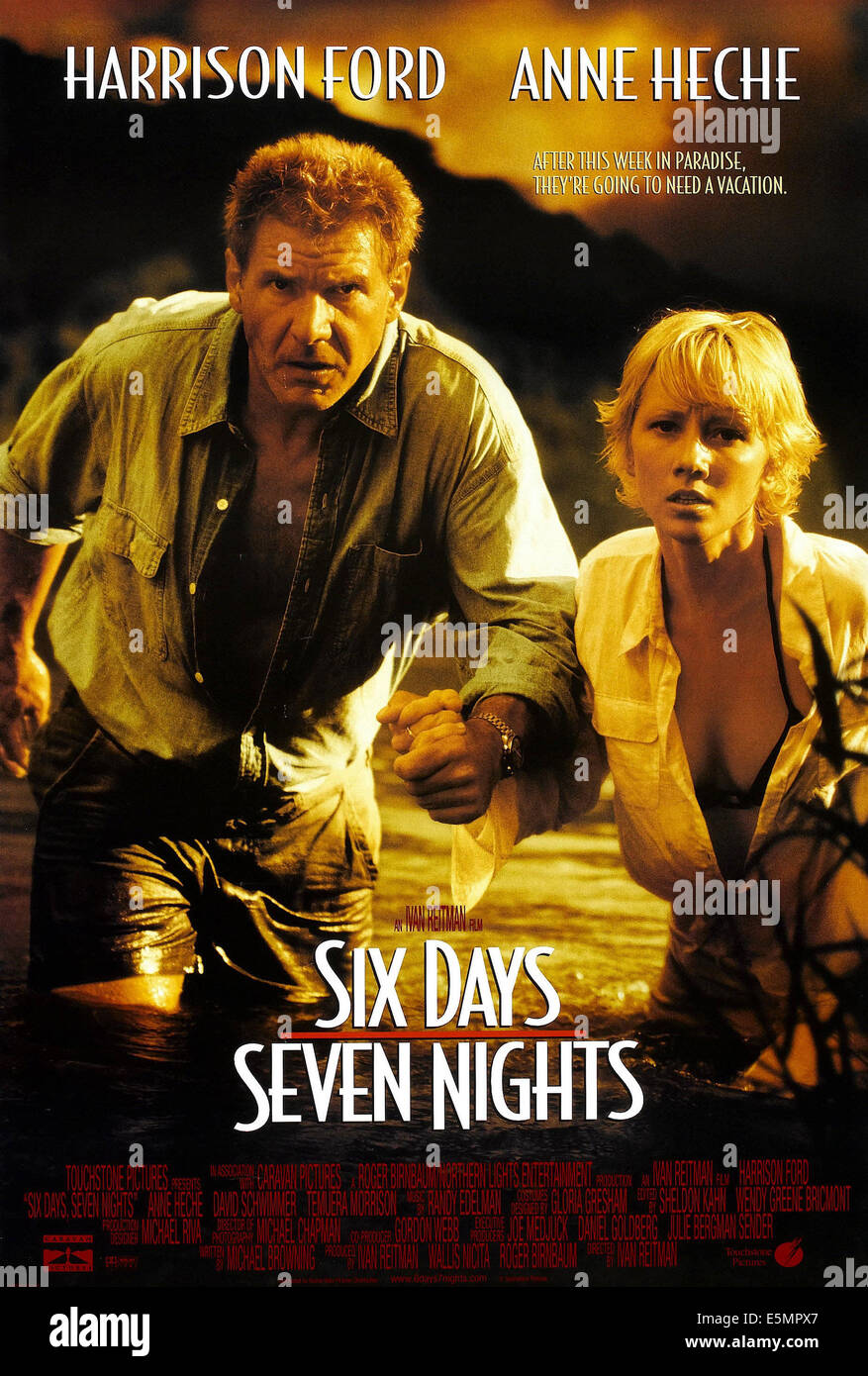 SIX JOURS sept nuits, l-r : Harrison Ford, Anne Heche sur nous l'affiche, 1998, ©Touchstone Pictures/avec la permission d'Everett Collection Banque D'Images